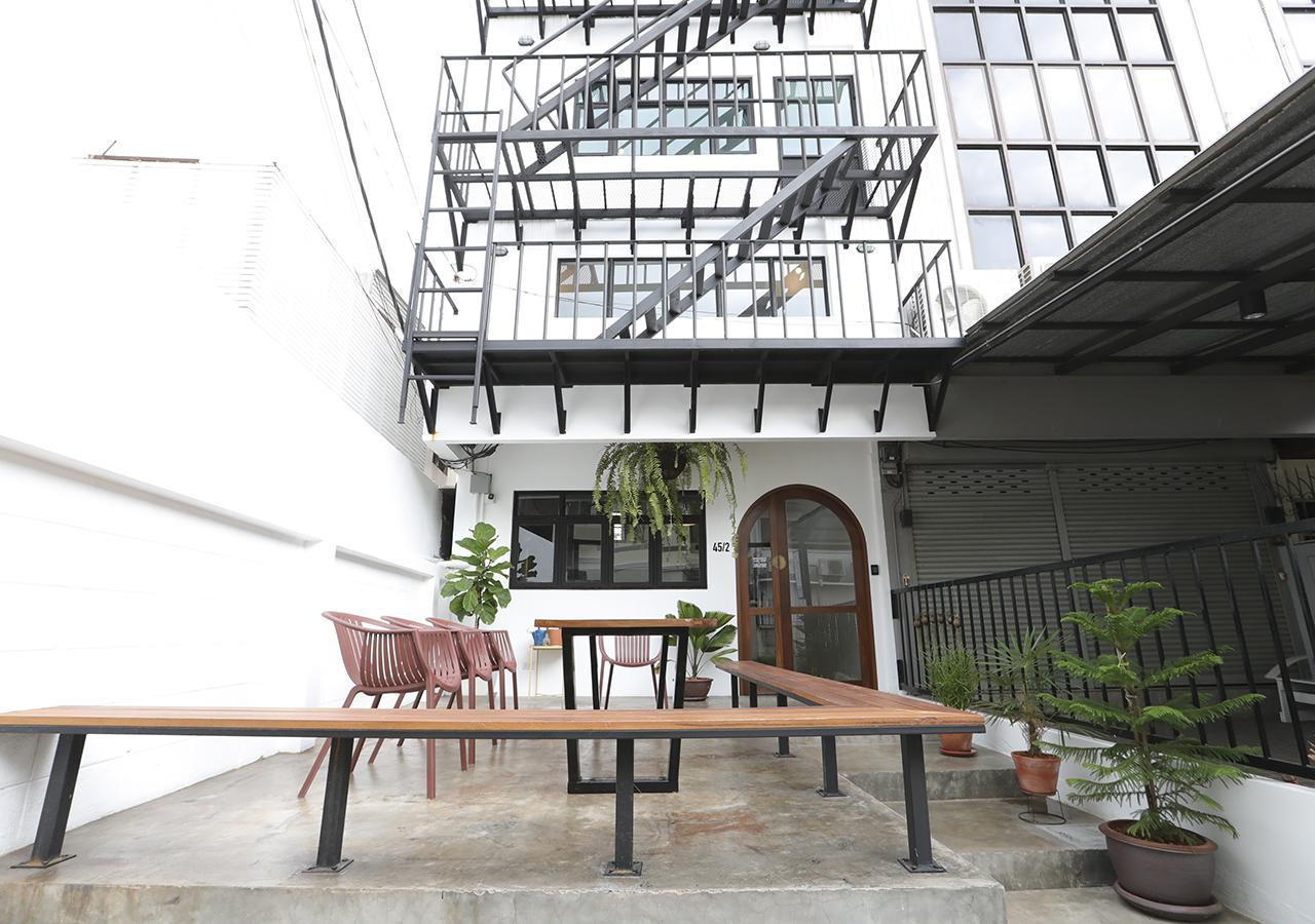 Apartment45 Hostel Bangkok Luaran gambar